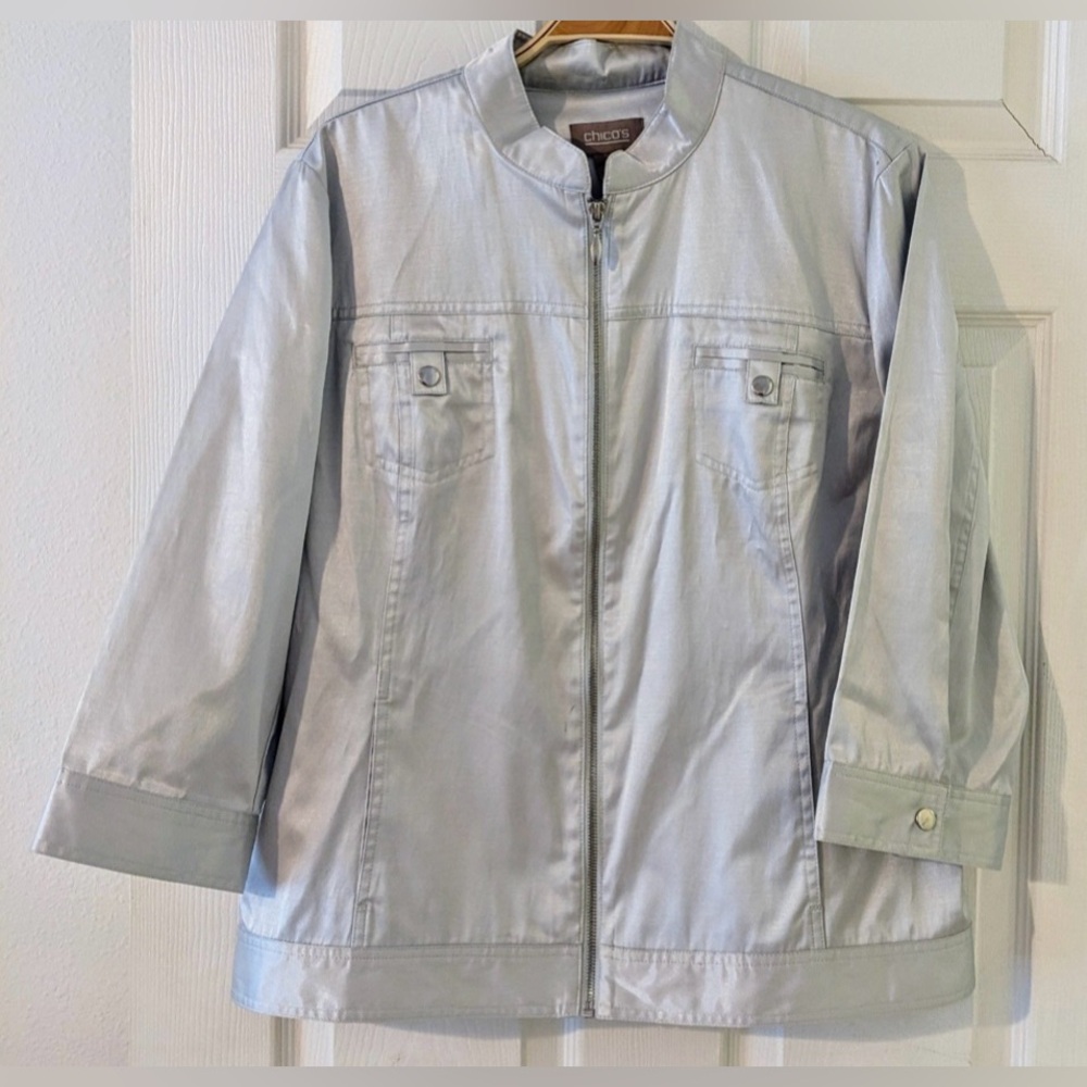 🪩 Chicos Metallic Silver, Pockets, Lightweight, Full Zip, Snap Cuffs Jacket. L